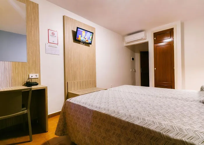 فندق غاليسيا 2*