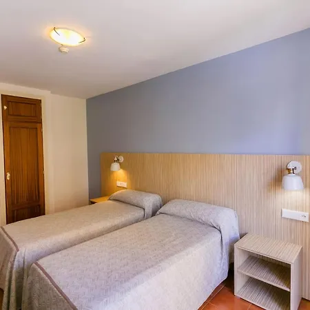 Galicia Hotel 2*